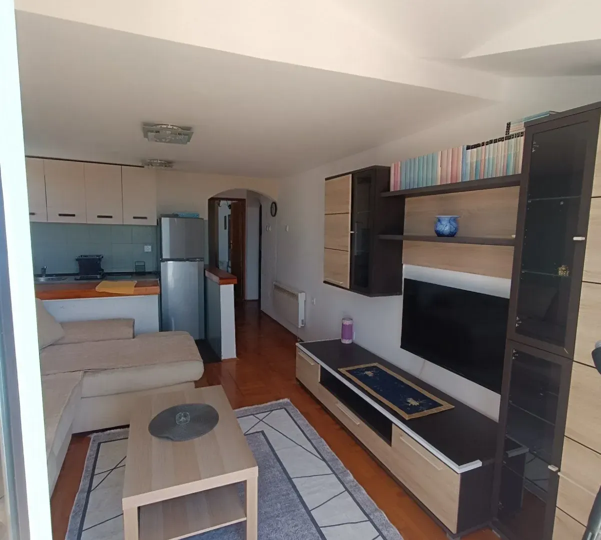 Rent, one bedroom apartment, 38m², Budva okolina, Budva