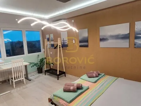 Sale, three bedroom apartment, 70m², Zemun Sve Podlokacije, Beograd - image 11