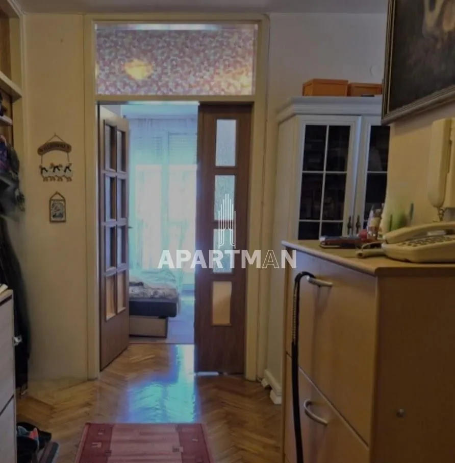 Prodaja, trosoban stan, 98m², Banovo Brdo, Beograd