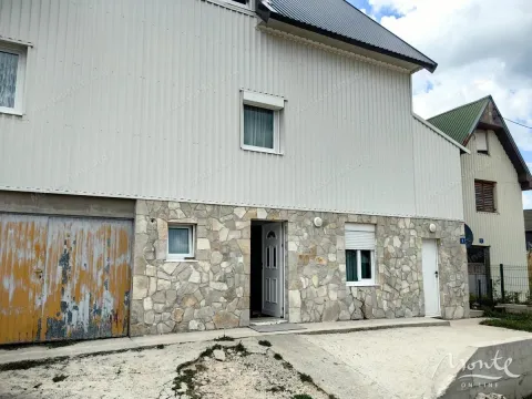 Prodaja, kuća, 130m², Žabljak, Crna Gora - image 2