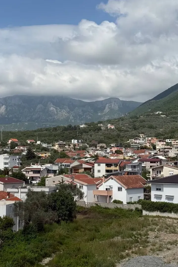 Sale, two bedroom apartment, 60m², Bjeliši, Bar