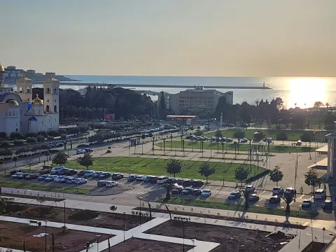 Izdavanje, dvosoban stan, 80m², Centar, Bar - image 8
