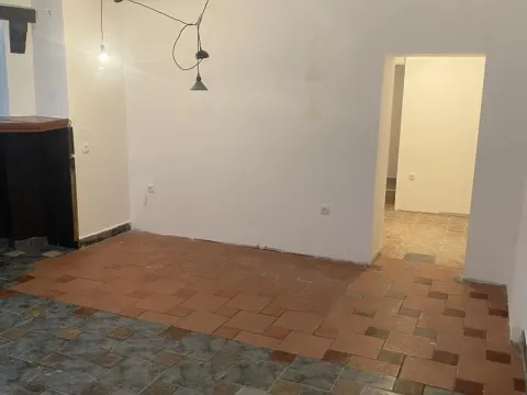 Izdavanje, poslovni prostor, 200m², Stari Grad, Beograd - image 16