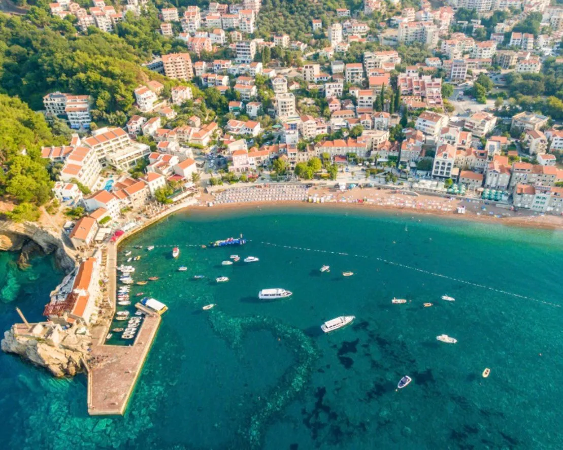 Prodaja, dvosoban stan, 72m², Petrovac, Budva