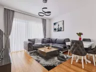 Prodaja, dvosoban stan, 74m², Dobrota, Kotor - image 2