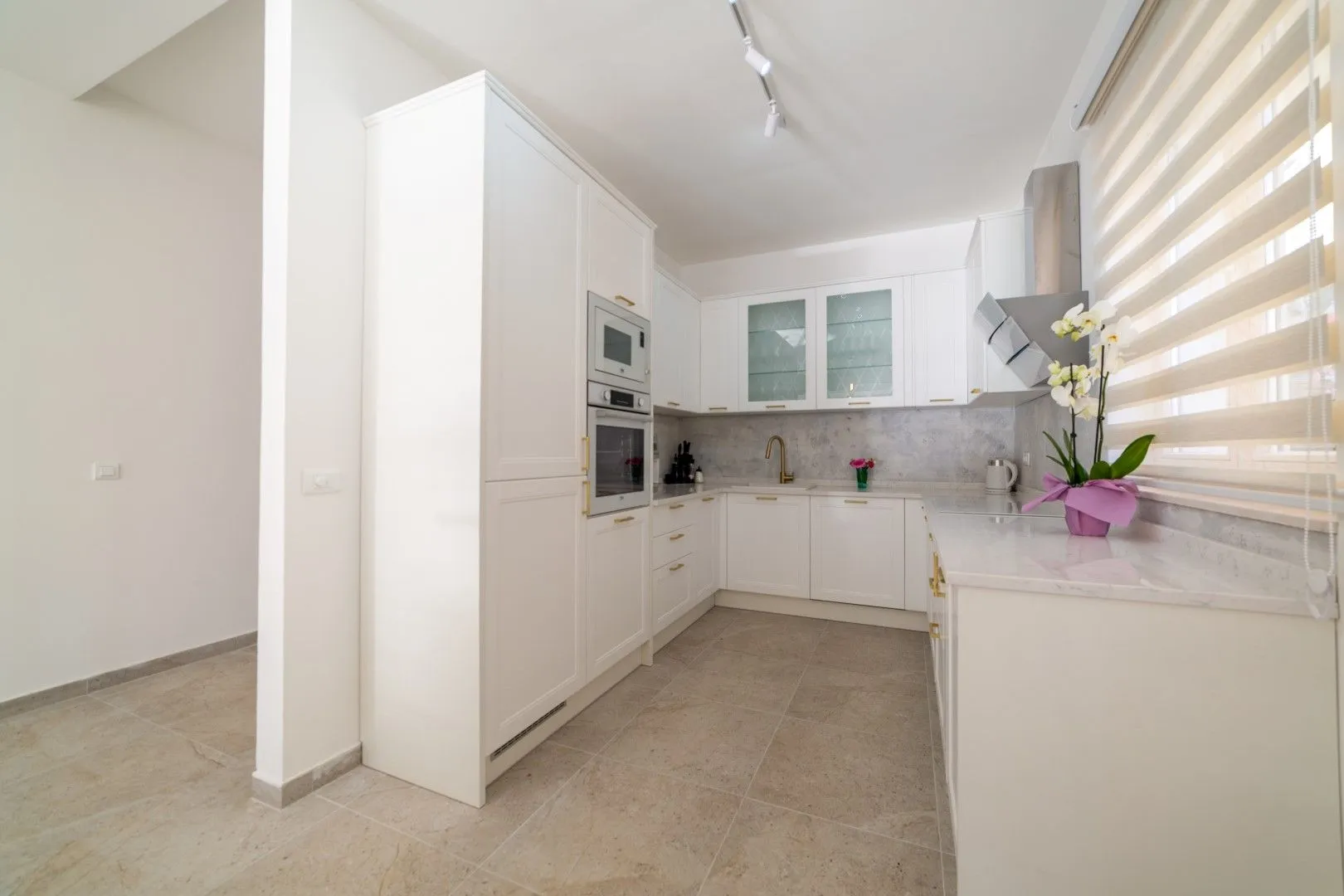 Rent, house, 315m², Tivat, Crna Gora