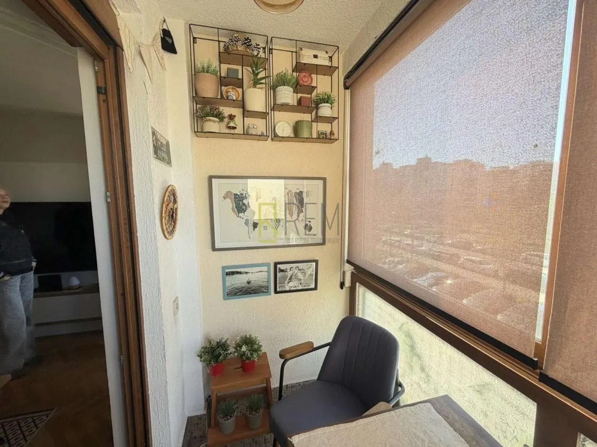 Rent, studio apartment, 28m², Blok 6, Podgorica