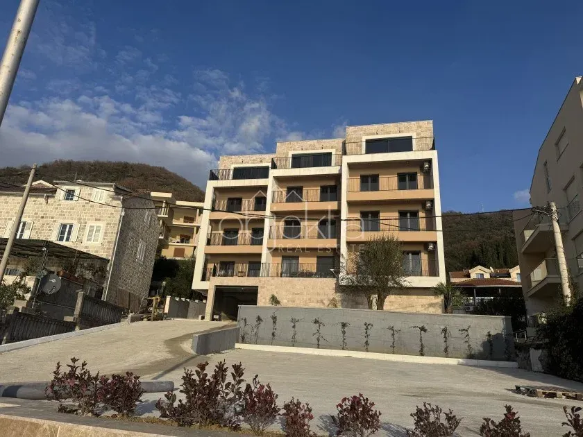 Sale, apartment, 96m², Tivat, Crna Gora