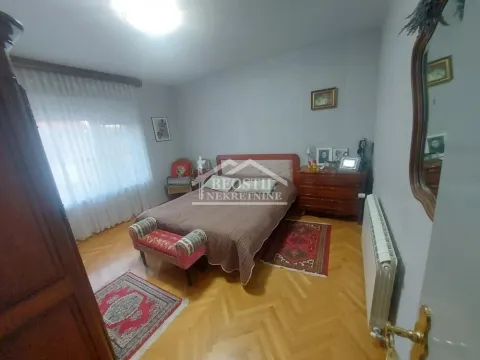 Sale, house, 356m², Centar, Smederevo - image 9