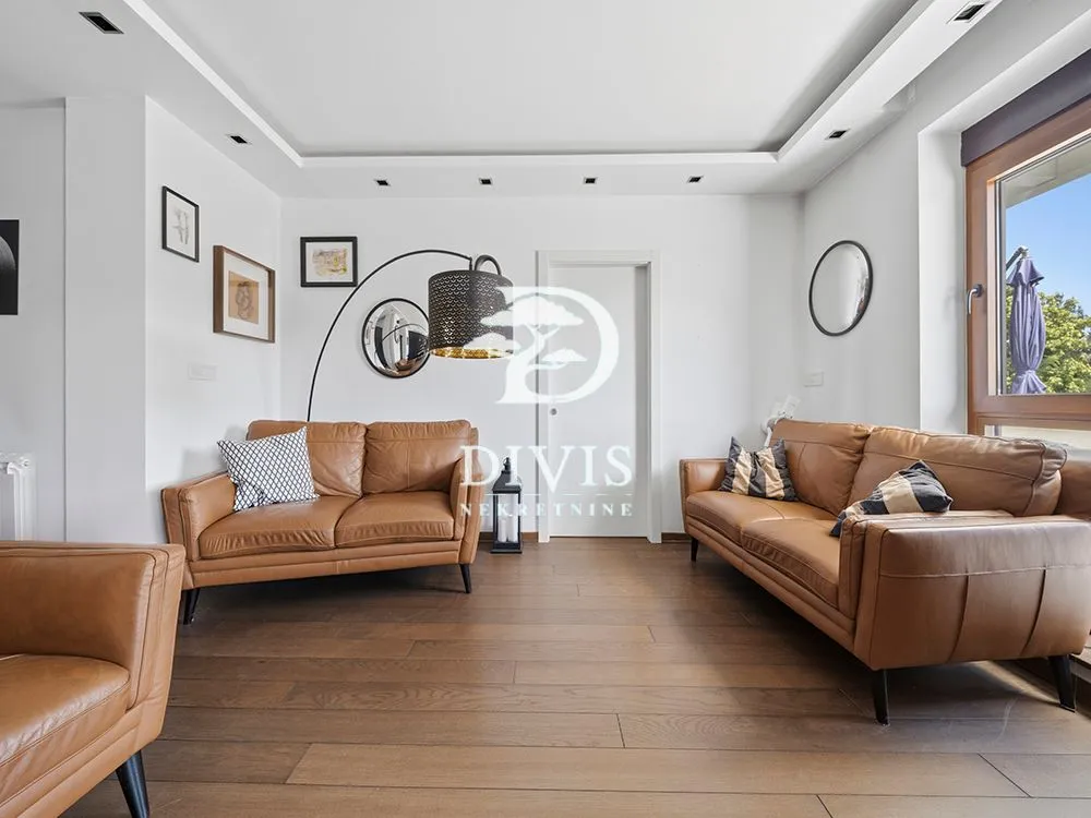 Prodaja, četvorosoban stan, 157m², Dedinje Sve Podlokacije, Beograd