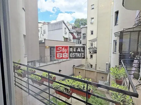 Izdavanje, trosoban stan, 86m², Kalenić Pijaca, Vračar Sve Podlokacije - image 12