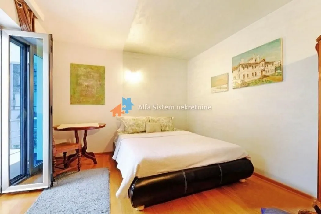 Rent, house, 365m², Uciteljsko Naselje, Zvezdara Sve Podlokacije