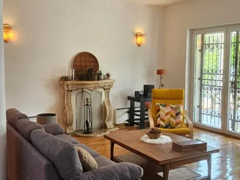 Rent, house, 180m², Krimovica, Kotor - image 3