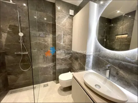 Izdavanje, četvorosoban stan, 153m², Savski Venac, Beograd - image 15