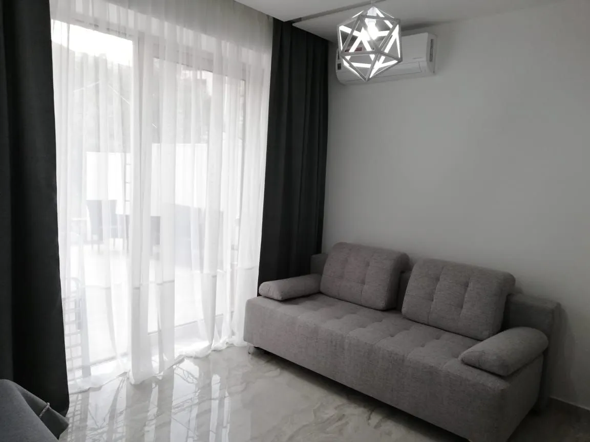 Prodaja, garsonjera, 54m², Rafailovići, Budva