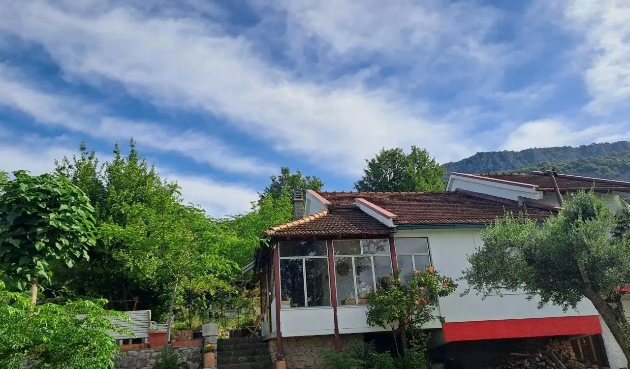 Prodaja, kuća, 285m², Piperi, Podgorica