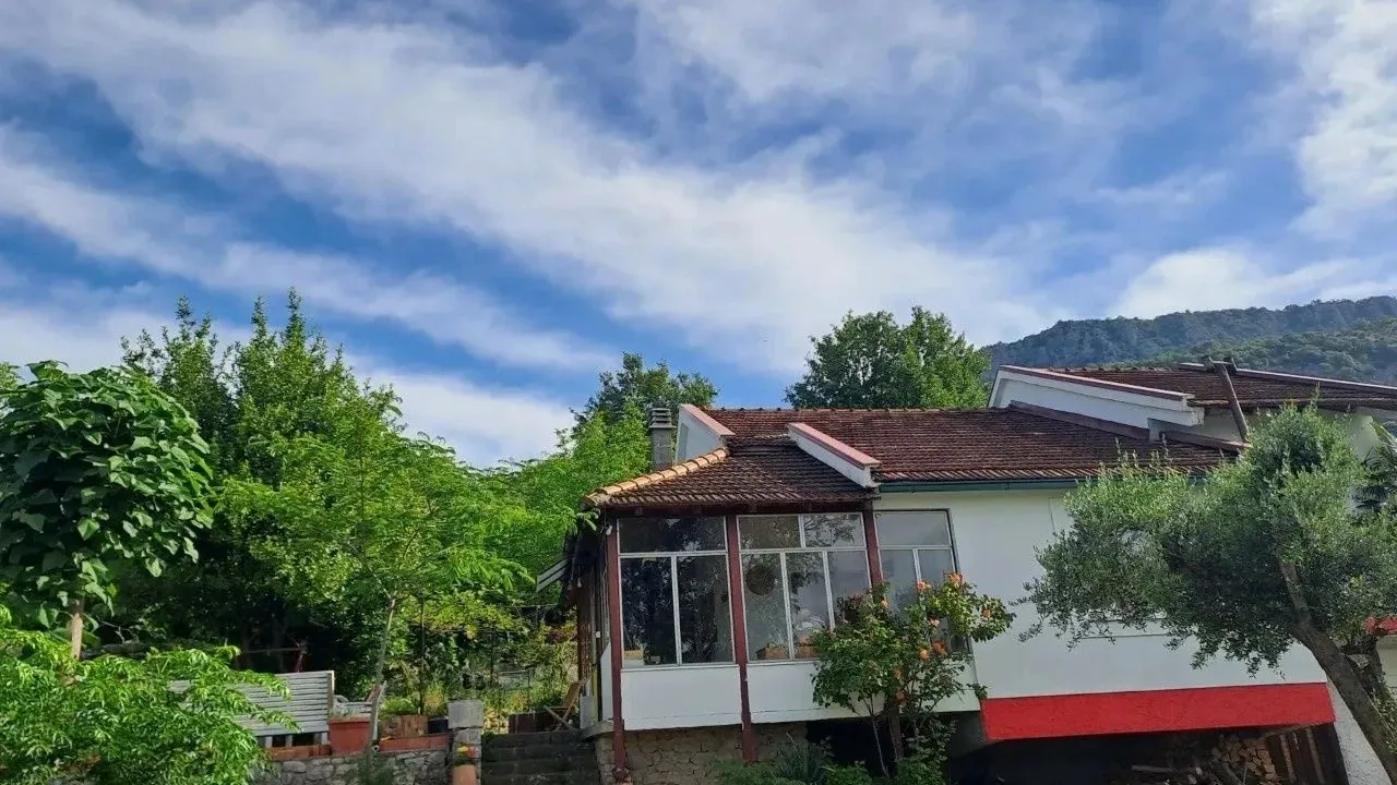 Sale, house, 285m², Piperi, Podgorica