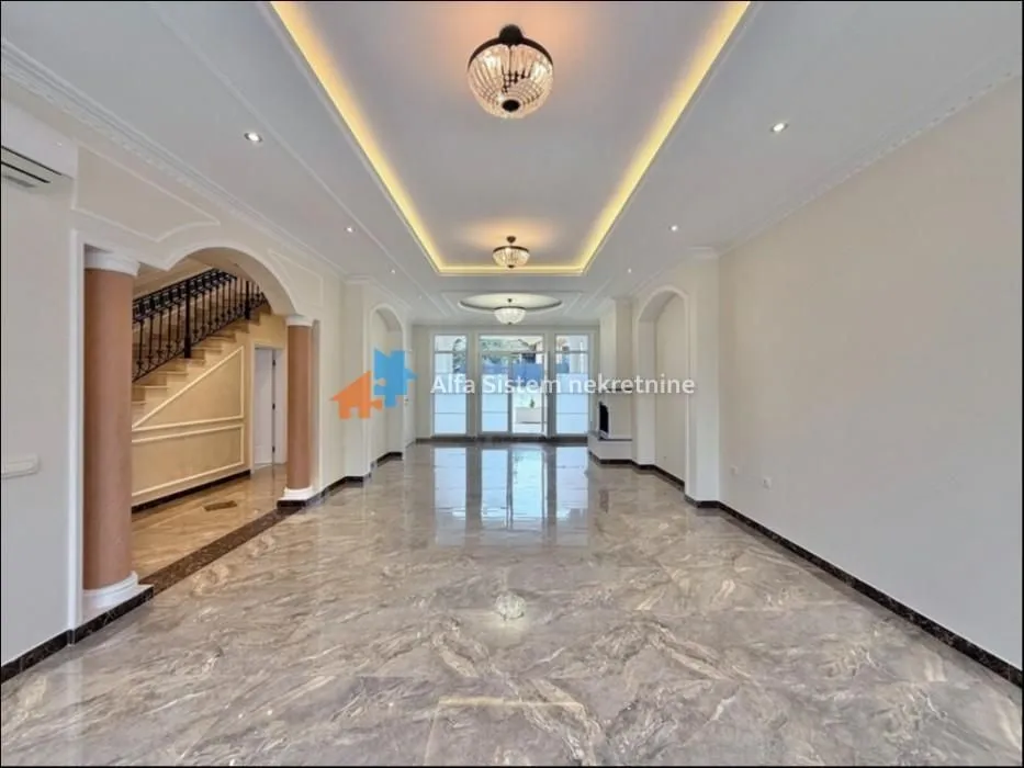 Rent, house, 510m², Banovo Brdo, Beograd