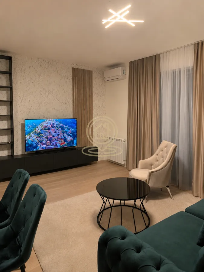 Izdavanje, dvosoban stan, 61m², Savski Venac, Beograd