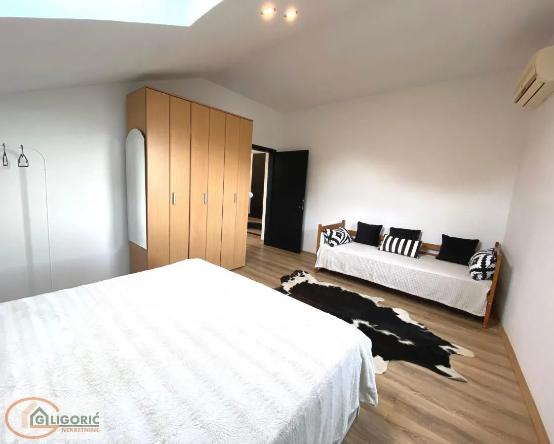 Prodaja, stan, 170m², Kosančićev Venac, Beograd