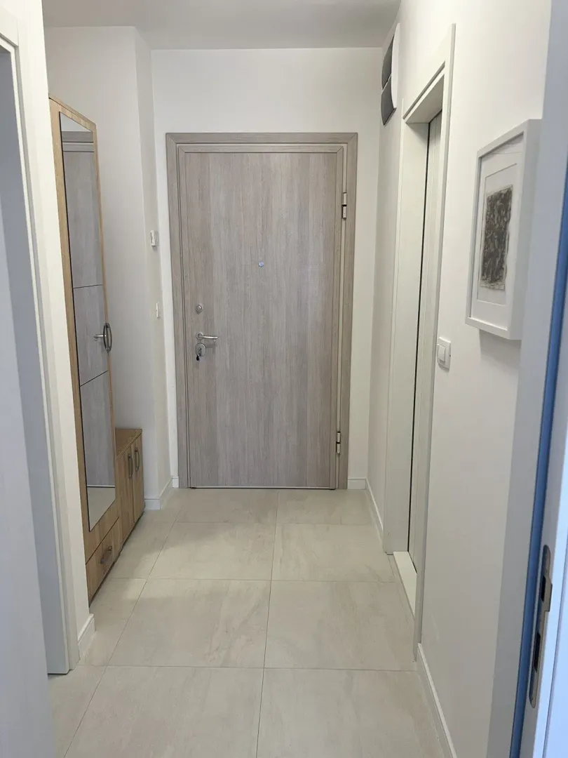 Izdavanje, dvosoban stan, 49m², City Kvart, Podgorica