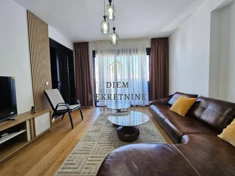 Rent, one bedroom apartment, 70m², Centar, Bar - image 9