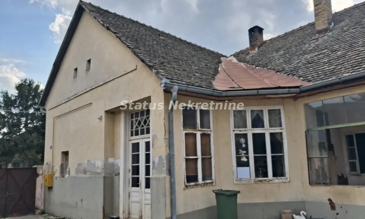 Prodaja, kuća, 279m², Futog, Novi Sad Sve Podlokacije