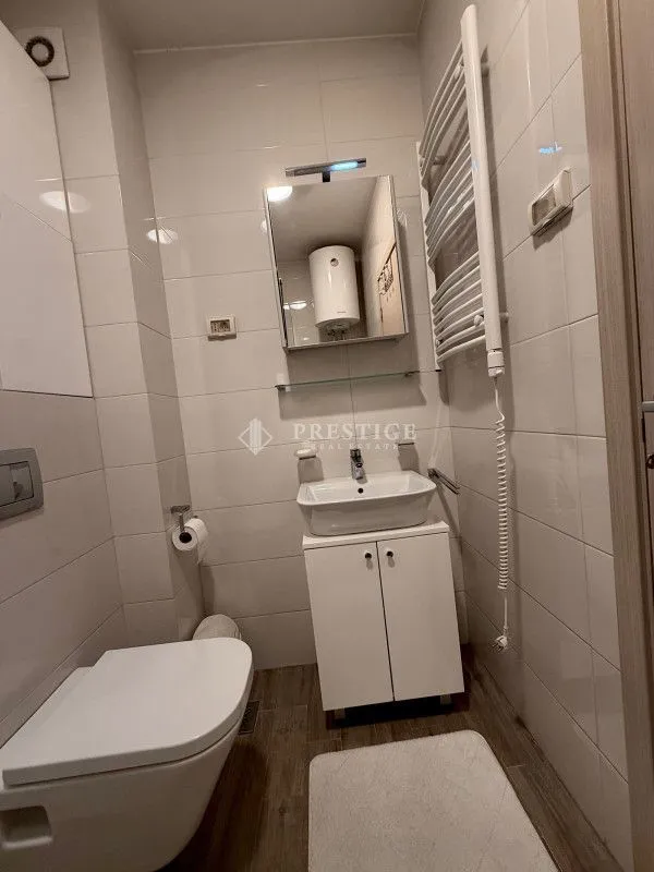 Izdavanje, jednosoban stan, 48m², City Kvart, Podgorica