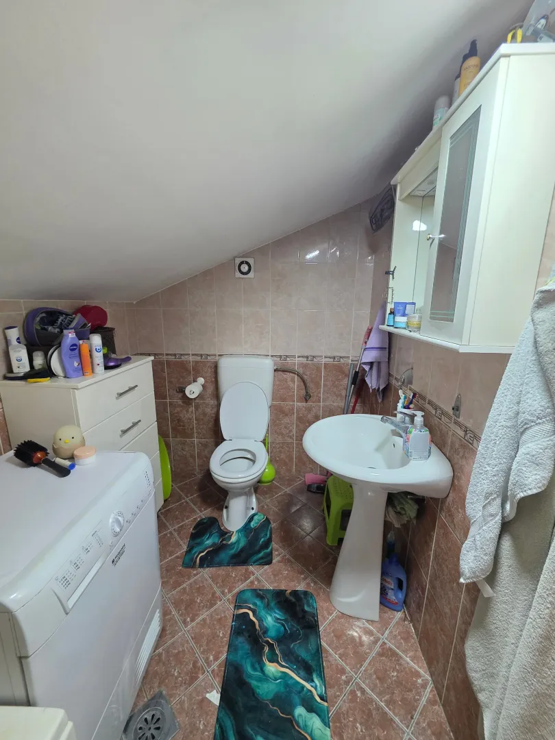 Prodaja, dvosoban stan, 83m², Krivi Most, Podgorica