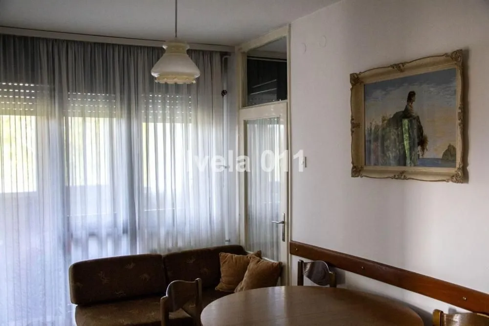 Prodaja, dvosoban stan, 69m², Petlovo Brdo, Beograd