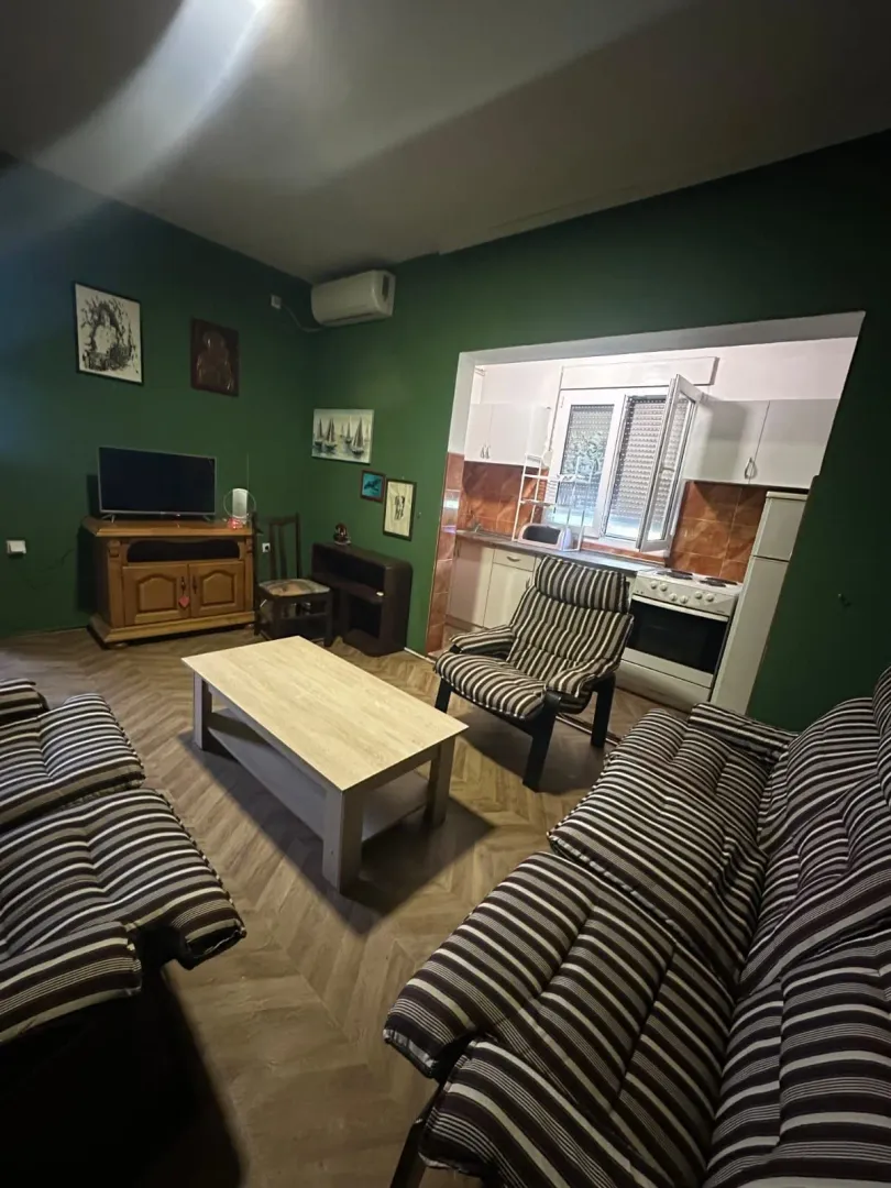 Izdavanje, jednosoban stan, 55m², Masline, Podgorica