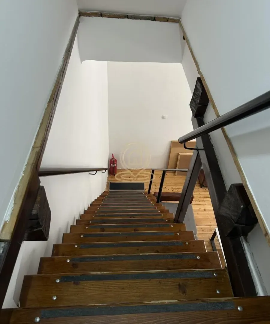 Rent, apartment, 140m², Centar, Novi Sad
