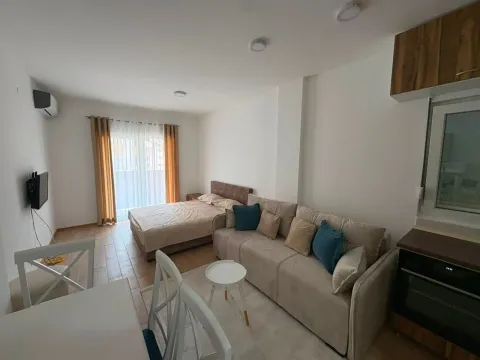 Rent, studio apartment, 37m², Golubovina, Budva - image 1