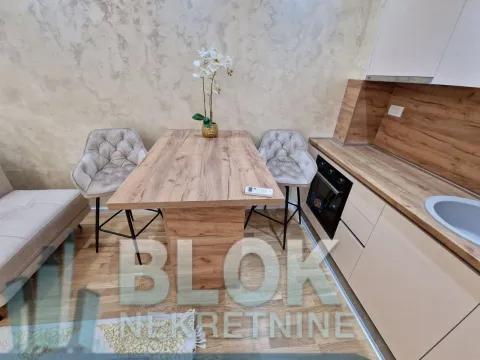 Rent, studio apartment, 30m², Stara Varoš, Podgorica - image 6