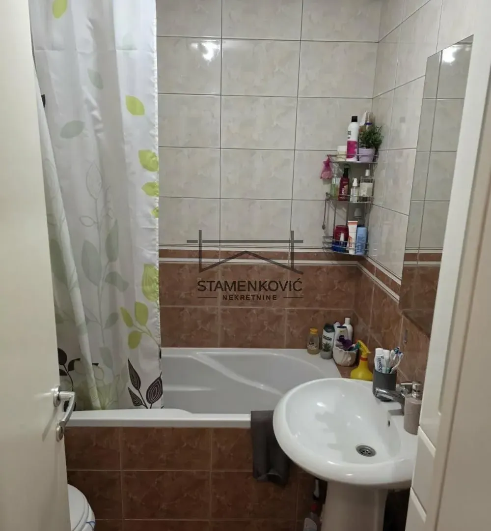 Prodaja, dvosoban stan, 42m², Nova Detelinara, Novi Sad Sve Podlokacije