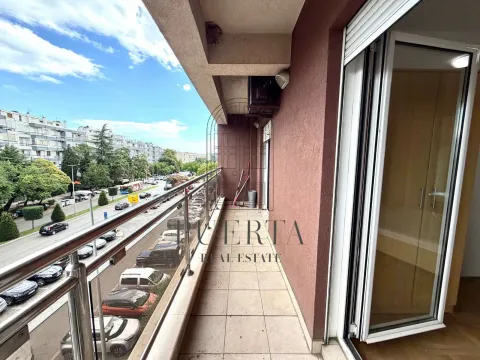 Rent, one bedroom apartment, 50m², Preko Morače, Podgorica - image 8