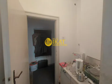 Sale, one bedroom apartment, 30m², Vračar Centar, Vračar Sve Podlokacije - image 2