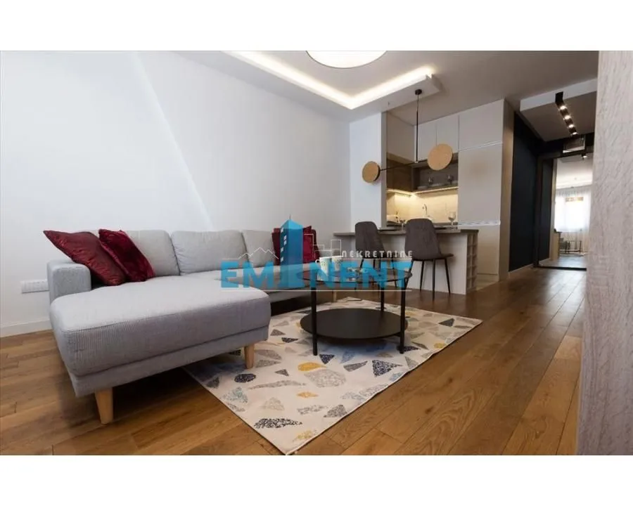 Rent, one bedroom apartment, 37m², Crveni Krst, Beograd