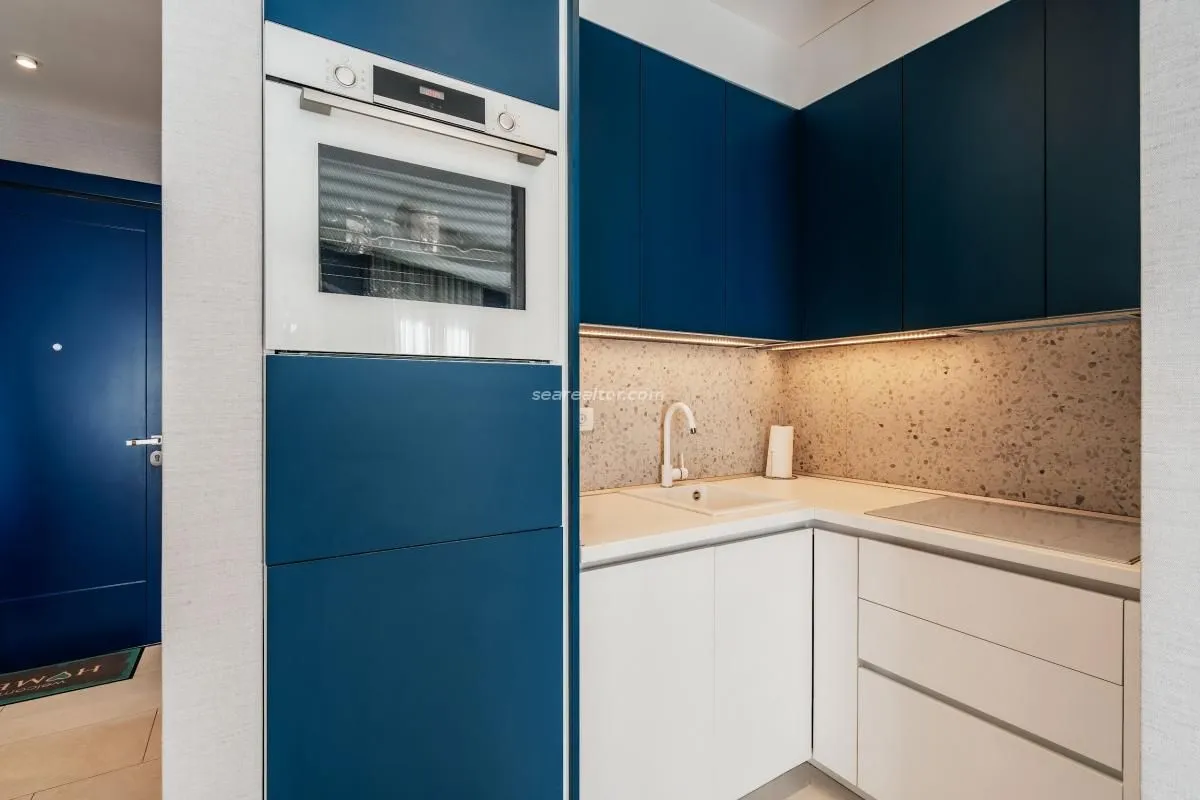 Prodaja, jednosoban stan, 45m², Centar, Tivat