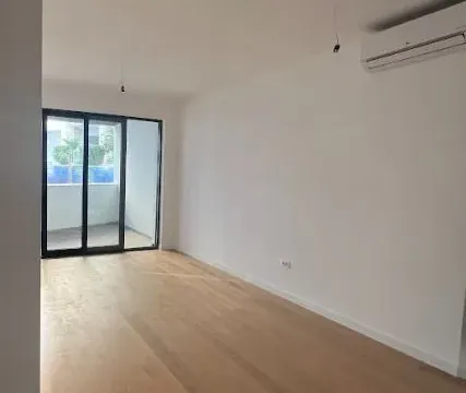 Sale, one bedroom apartment, 52m², Bečići, Budva - image 3