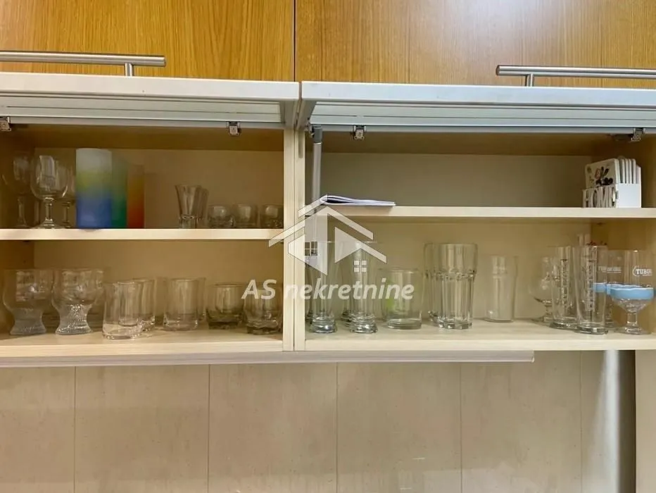 Rent, three bedroom apartment, 95m², Autokomanda, Voždovac Sve Podlokacije