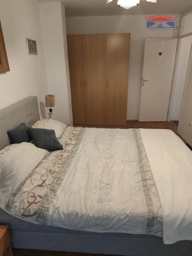 Izdavanje, trosoban stan, 80m², Novo naselje, Novi Sad