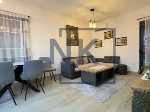 Prodaja, dvosoban stan, 62m², Stari Aerodrom, Podgorica - image 1