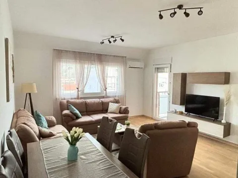 Izdavanje, dvosoban stan, 65m², Podgorica, Crna Gora - image 7