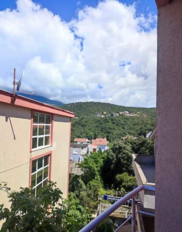 Rent, apartment, 60m², Utjeha, Bar