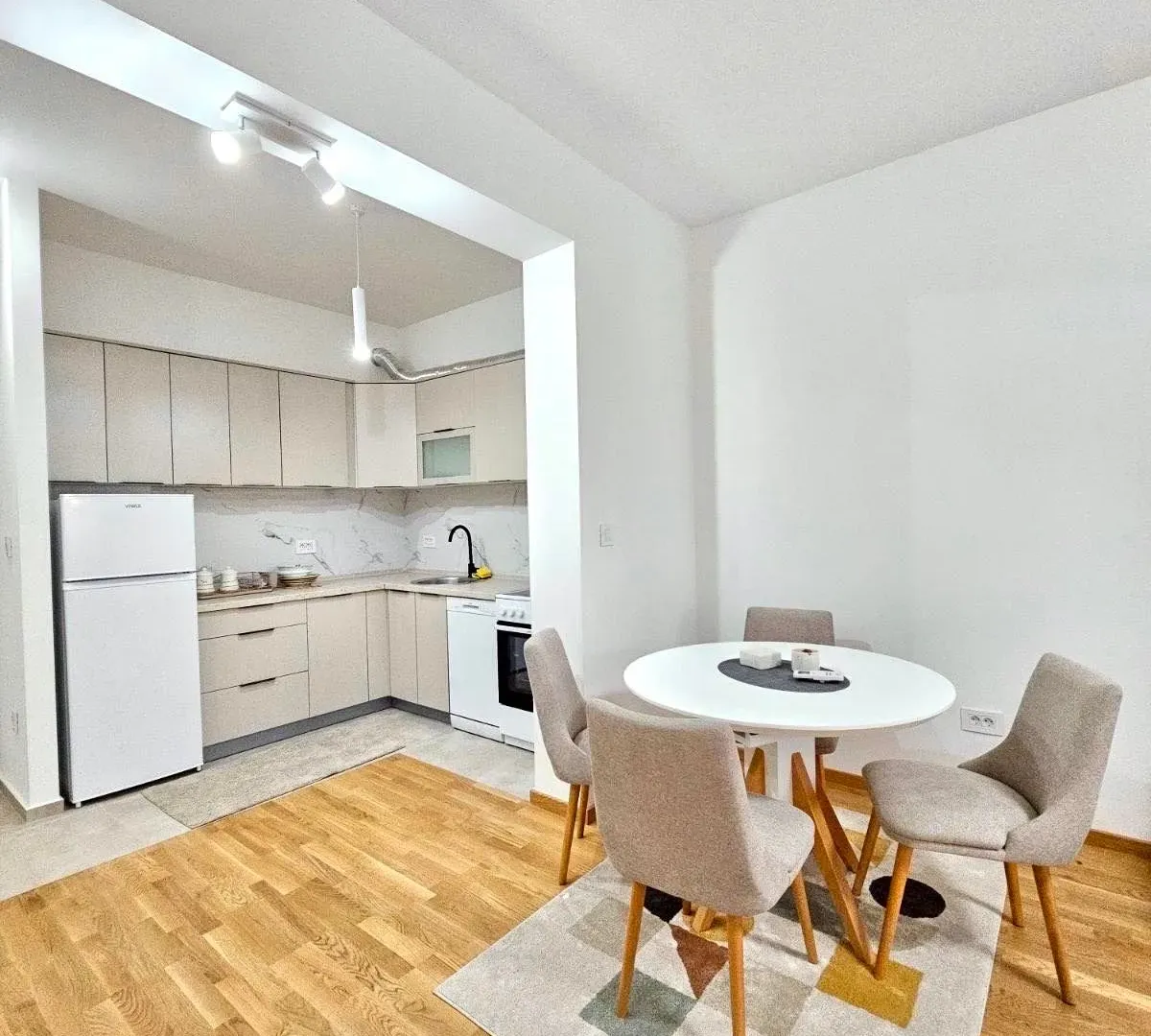 Rent, one bedroom apartment, 46m², Stari Aerodrom, Podgorica