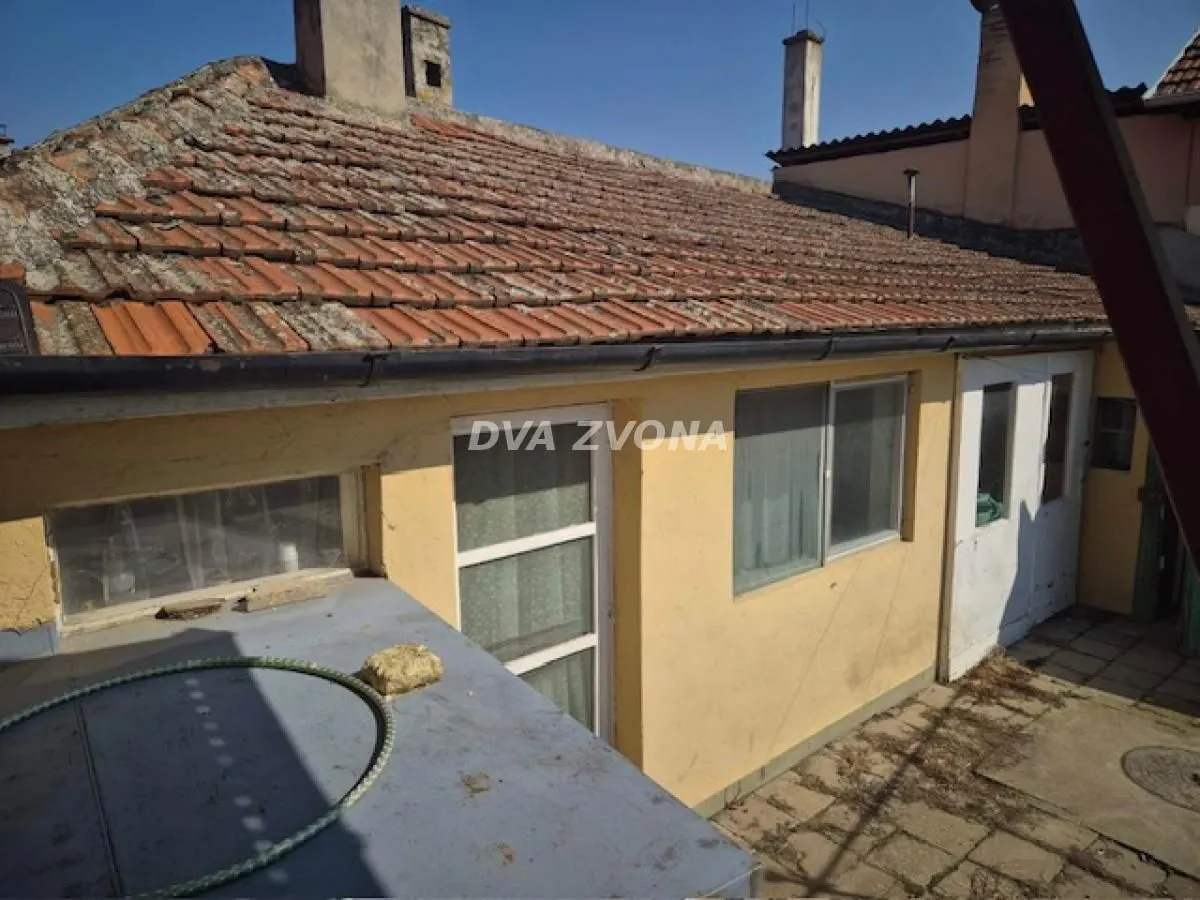 Prodaja, kuća, 114m², Bečej, Novi Sad