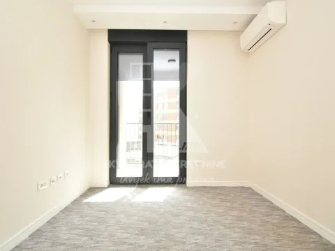 Rent, two bedroom apartment, 82m², Kruševac, Podgorica - image 5