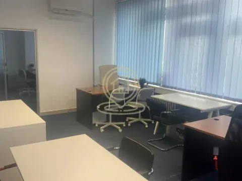 Poslovni prostor in Vračar Sve Podlokacije