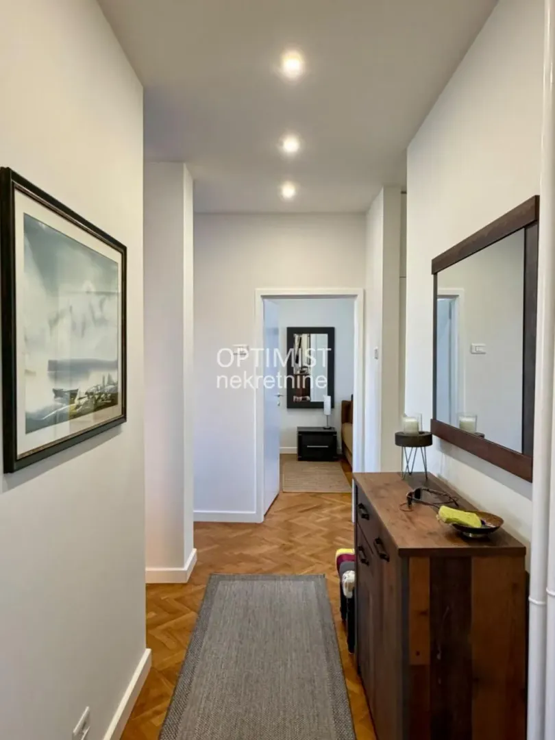Rent, four bedroom apartment, 87m², Vračar Sve Podlokacije, Beograd